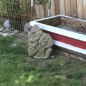 A statue of faces good shape